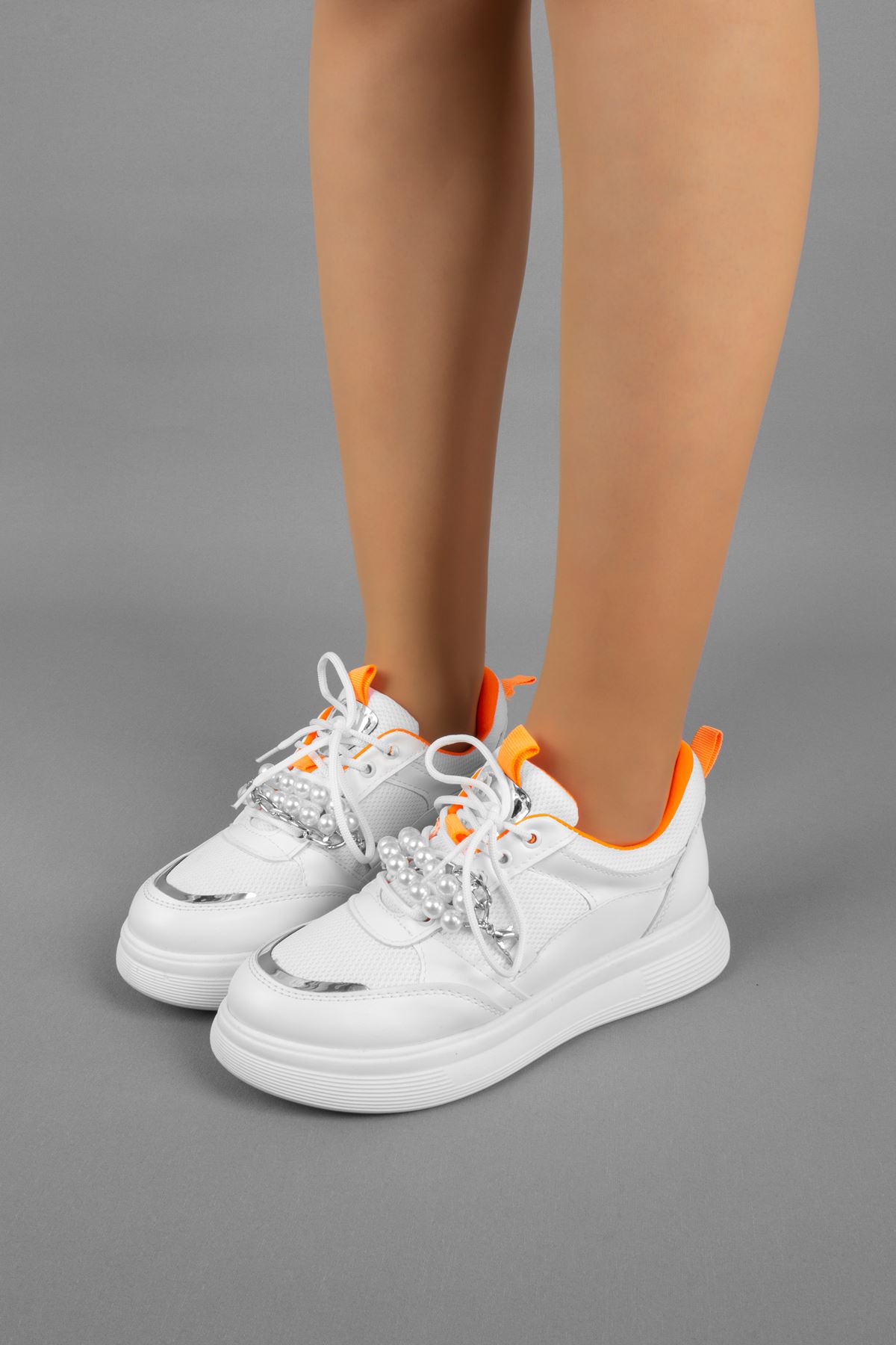 Long Kadın Spor Ayakkabı Çıkarılabilir İnci Detaylı-beyaz