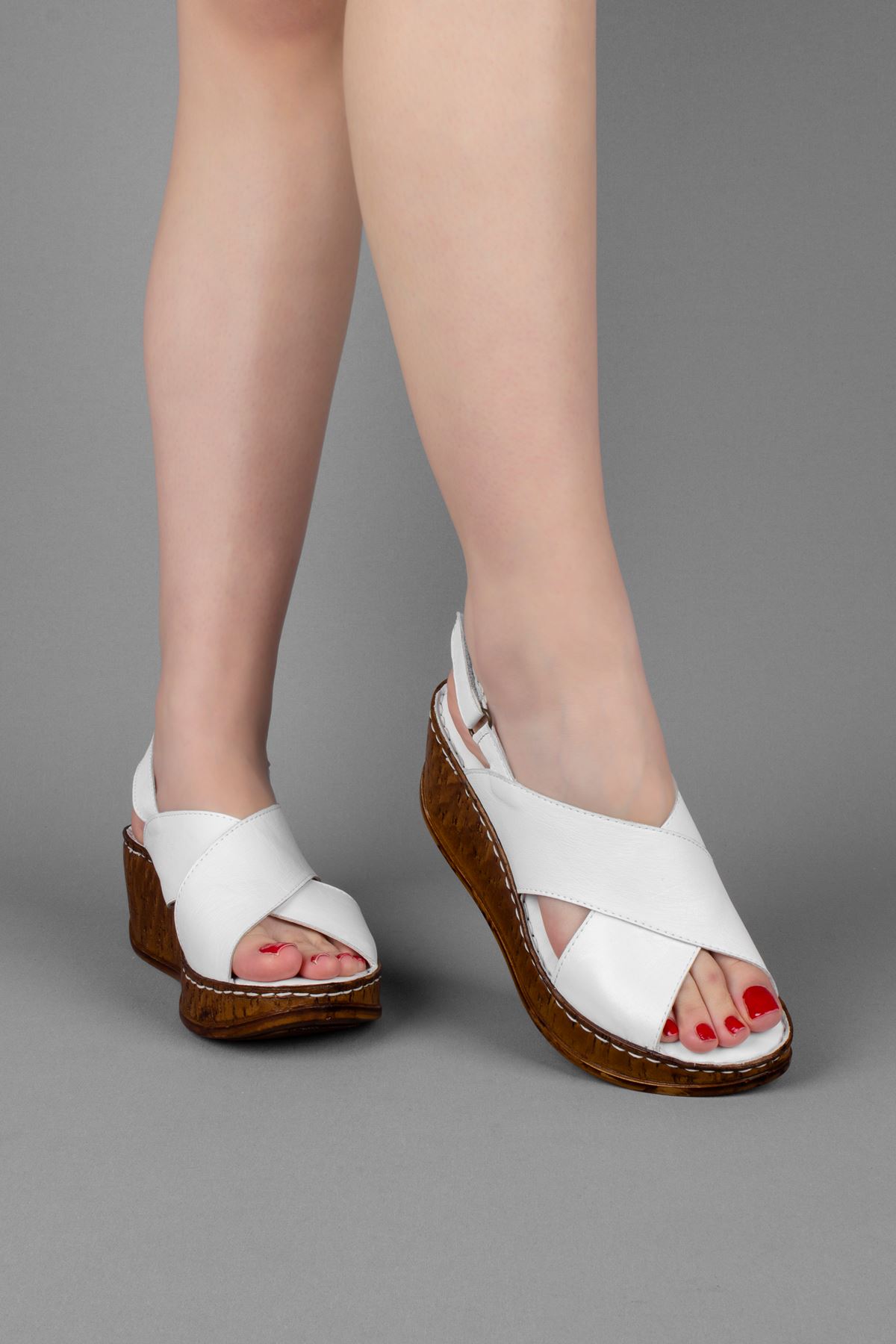 Kadın Hakiki Deri Dolgu Topuk Ayakkabı Çapraz Detaylı-beyaz