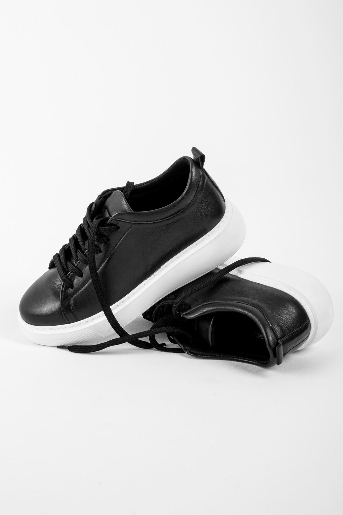 Duncan Kadın Bağcıklı Hakiki Deri Spor Ayakkabı-Siyah Beyaz