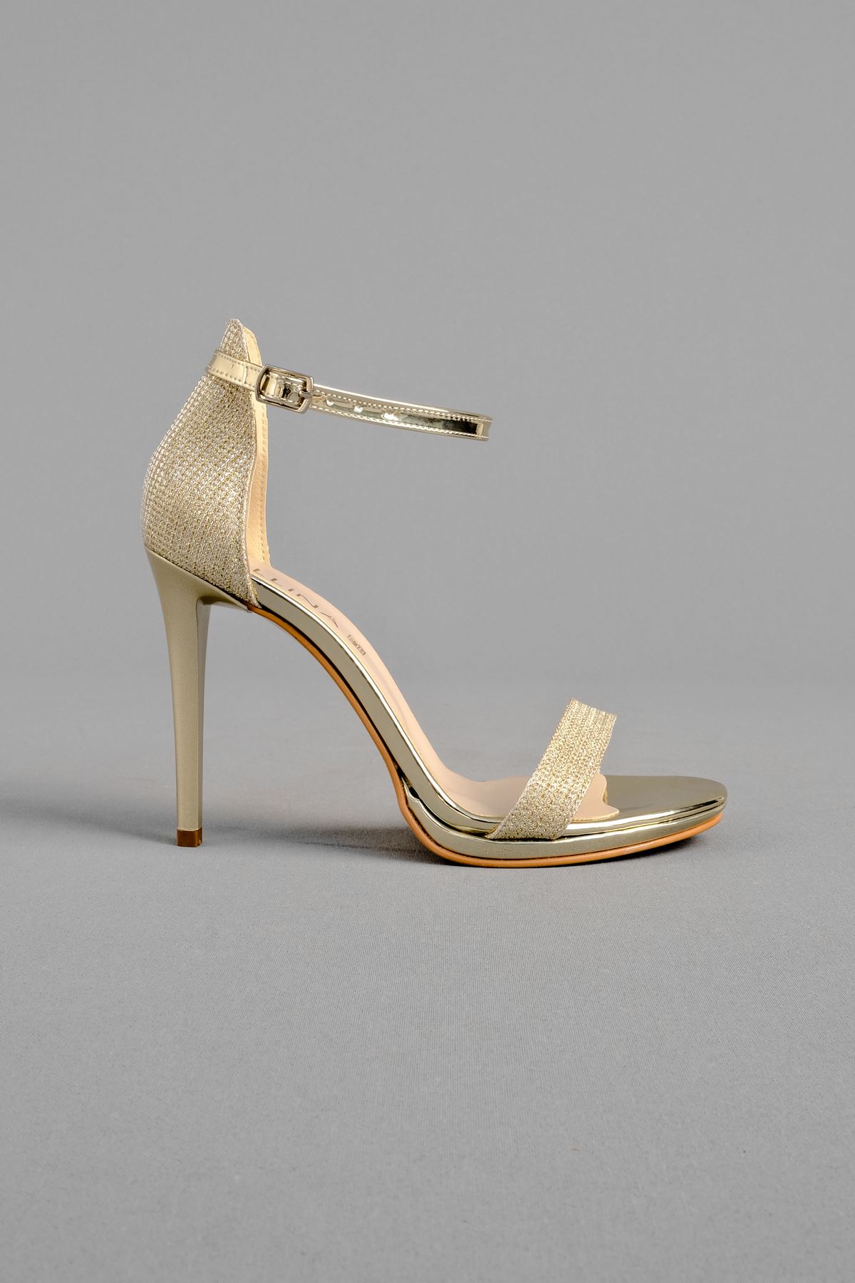 Cora Kadın Topuklu Ayakkabı Tek Bant İnce Topuk-Gold