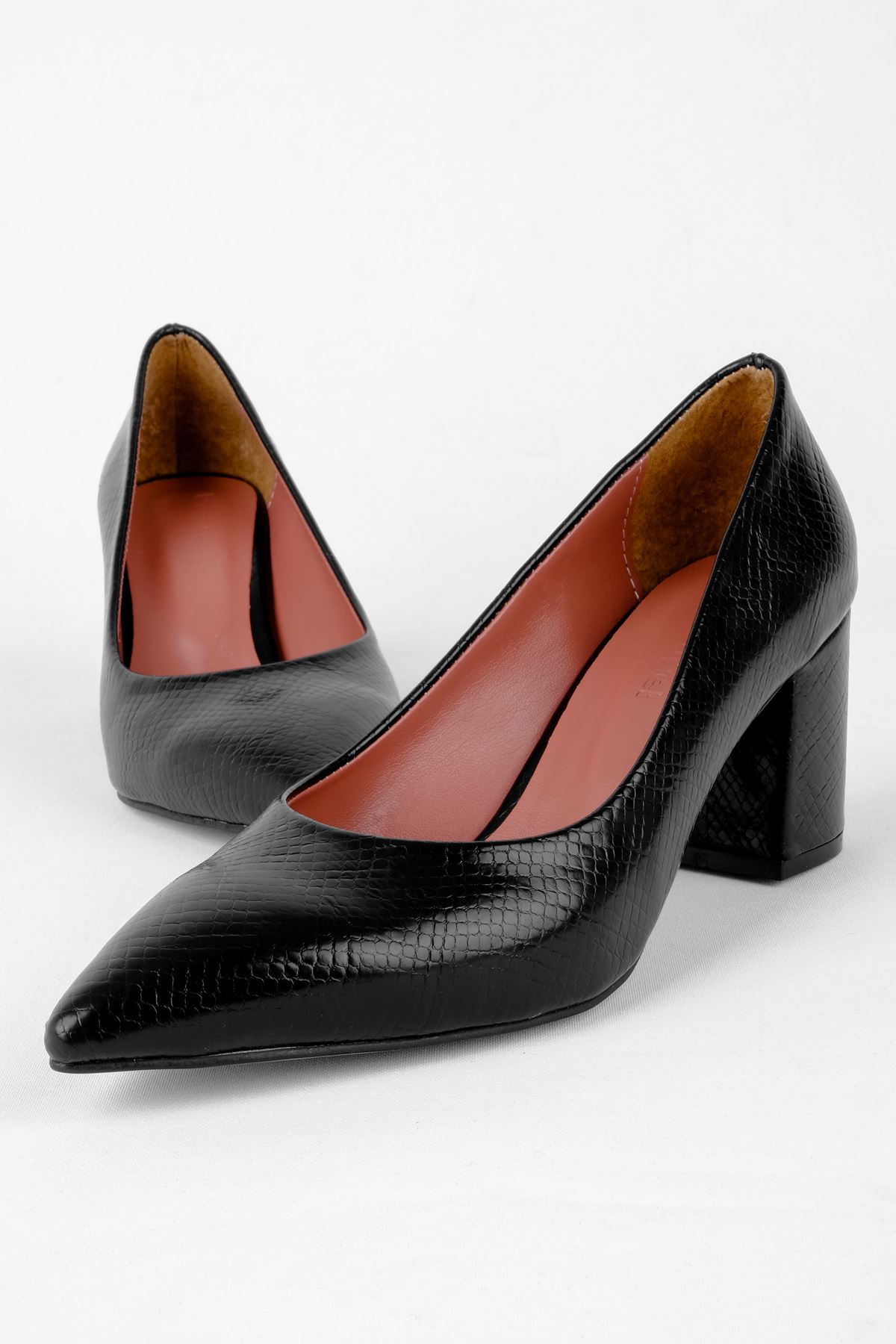 Honour Kadın Sivri Burun Kalın Topuklu Ayakkaı-siyah