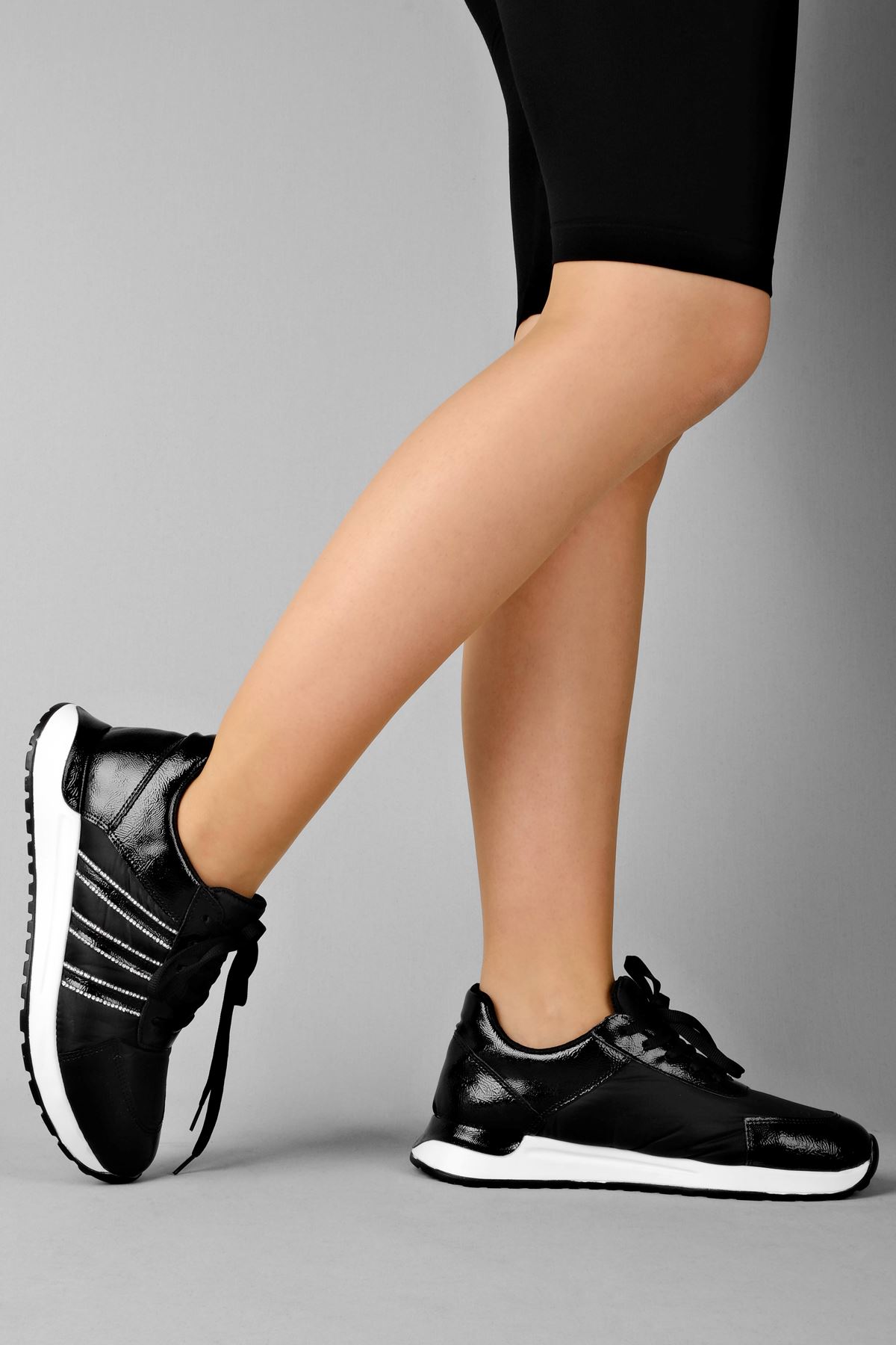 Diamond Kadın Spor Ayakkabı Parlak Taş Detay-siyah