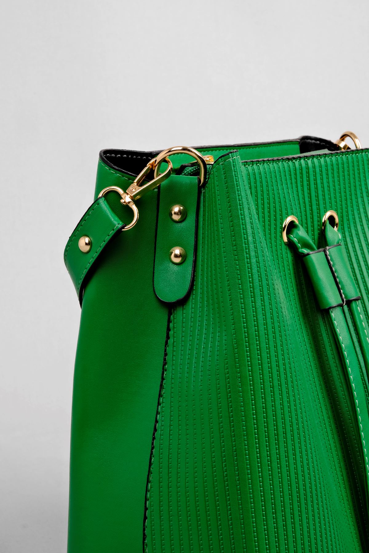 Kadın Klasik Çapraz Çanta-Yeşil