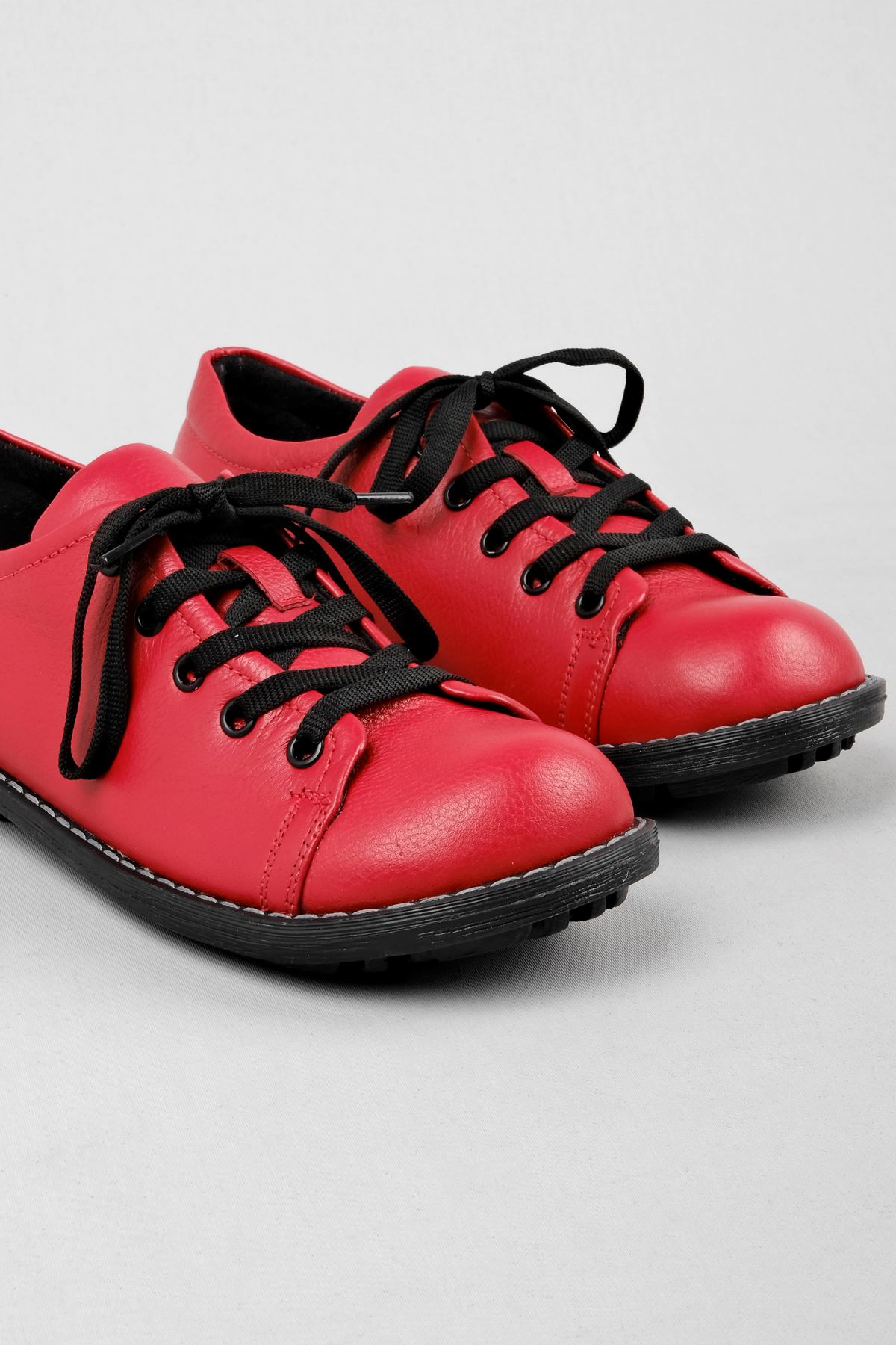 Clown Kadın Hakiki Deri Ayakkabı-Kırmızı