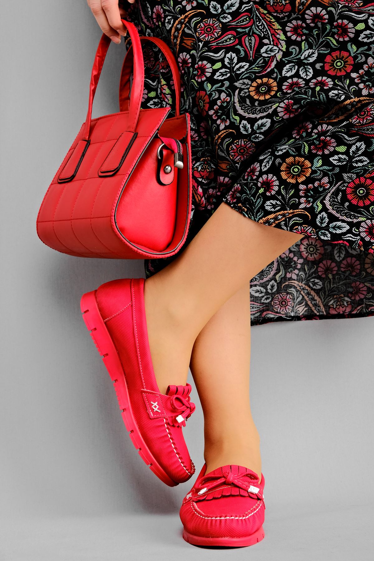 Sheer Kadın Fiyonk Detaylı Günlük Ayakkabı-Kırmızı