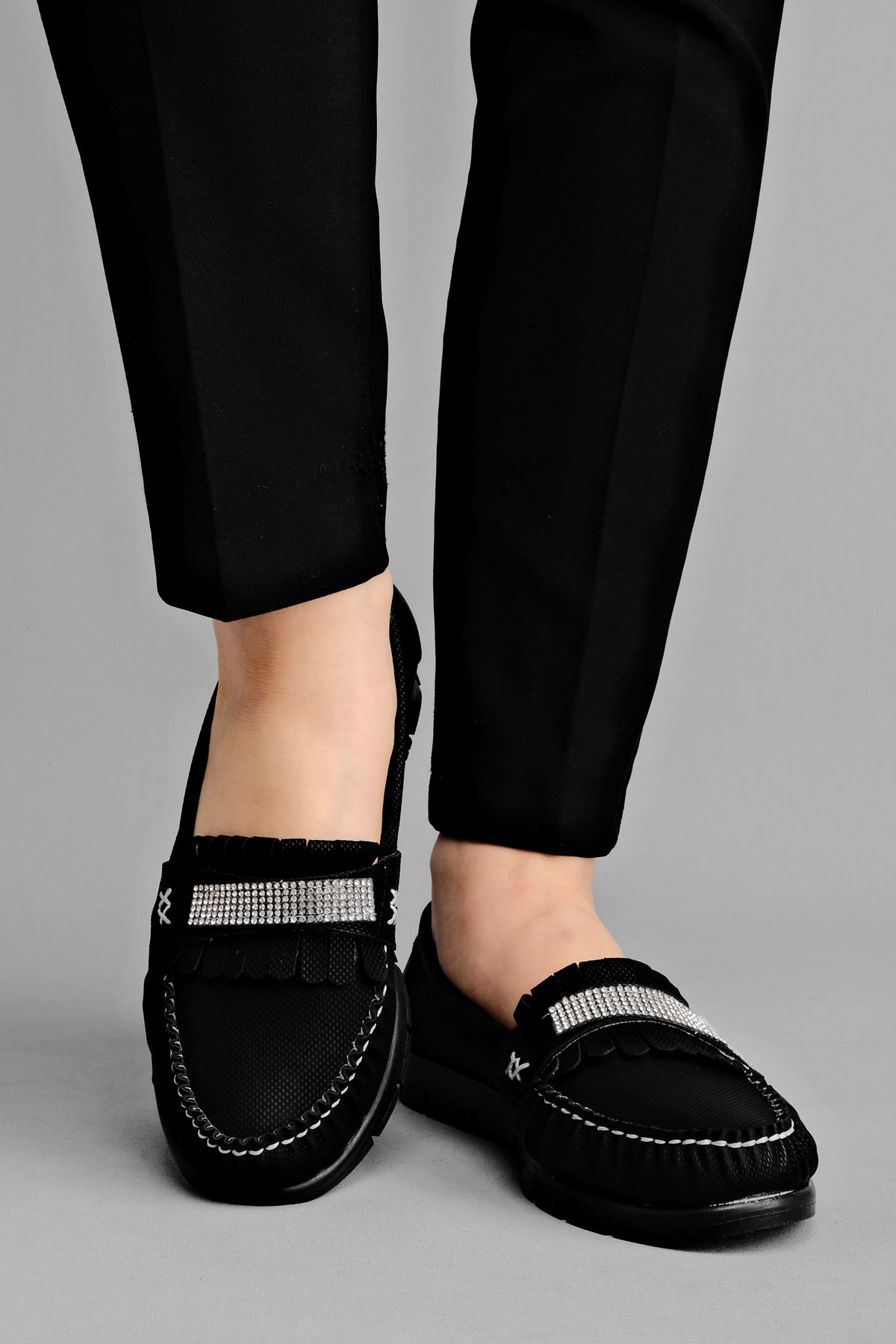 Cooke Kadın Taş Detaylı Günlük Ayakkabı-siyah