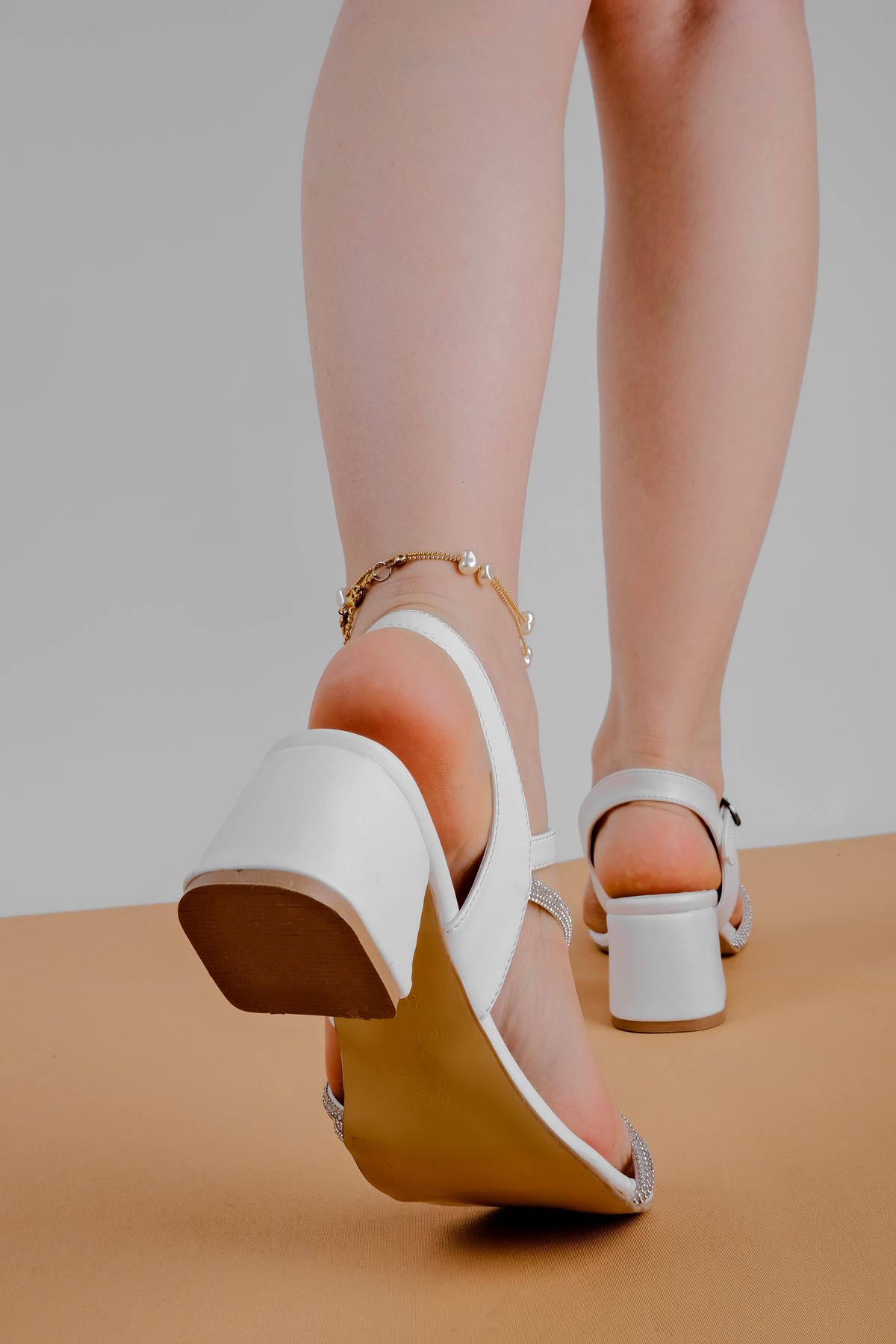 Linsans Kadın Topuklu Ayakkabı  Çapraz Taşlı-beyaz