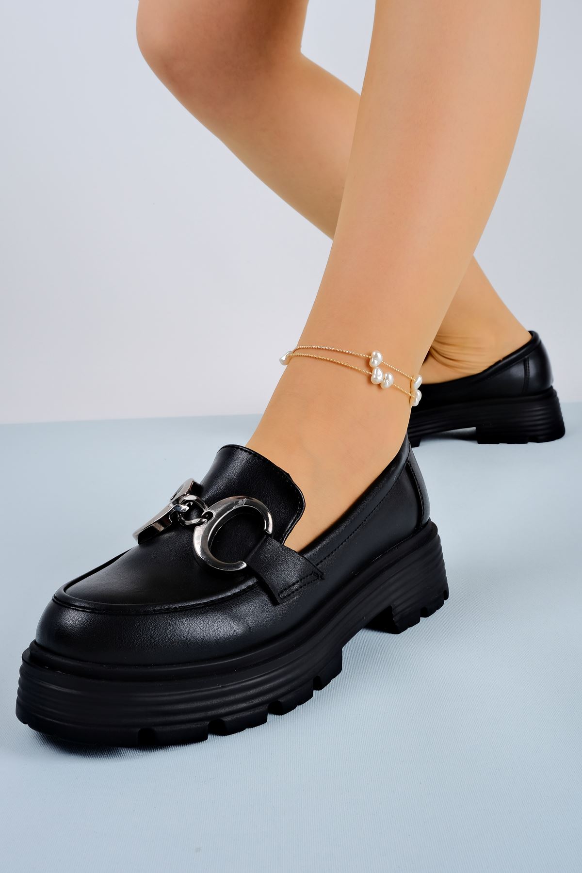 Karpe Kadın Oxford Ayakkabı Yuvarlak Tokalı-siyah