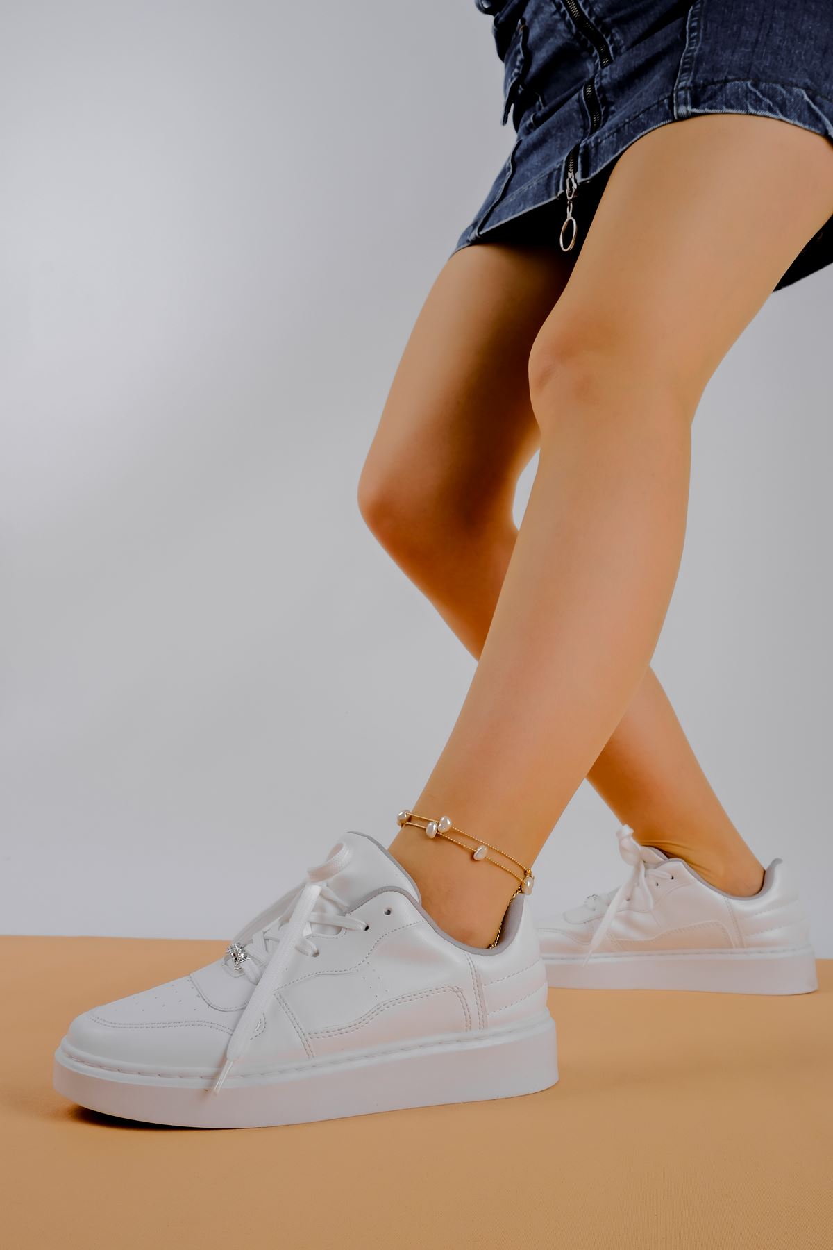 Mandy Kadın Taş Detaylı Spor Ayakkabı-beyaz