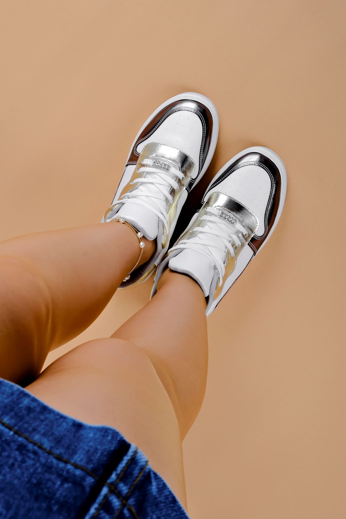 Mandy Kadın Taş Detaylı Spor Ayakkabı-Gold