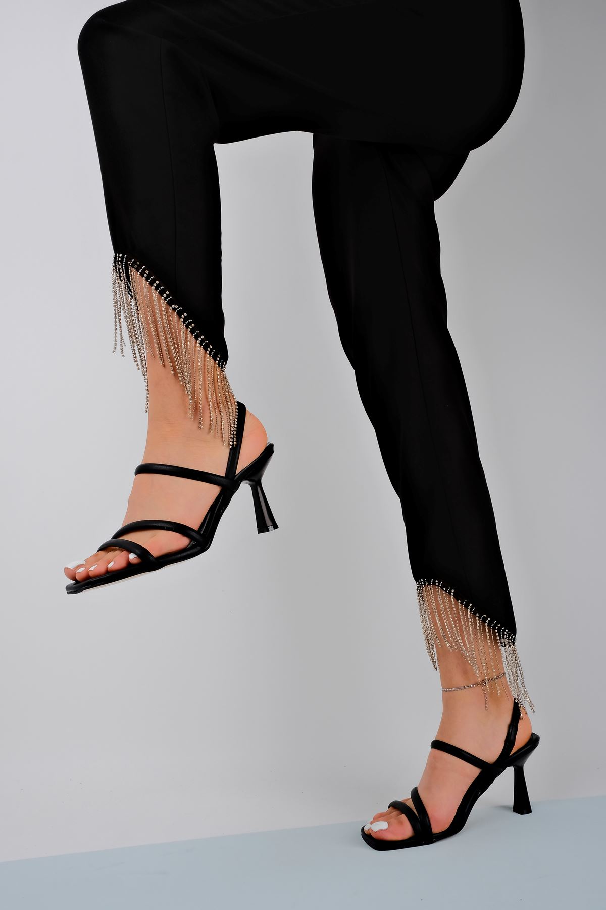 Parilla Kadın Topuklu Ayakkabı Bantlı-siyah