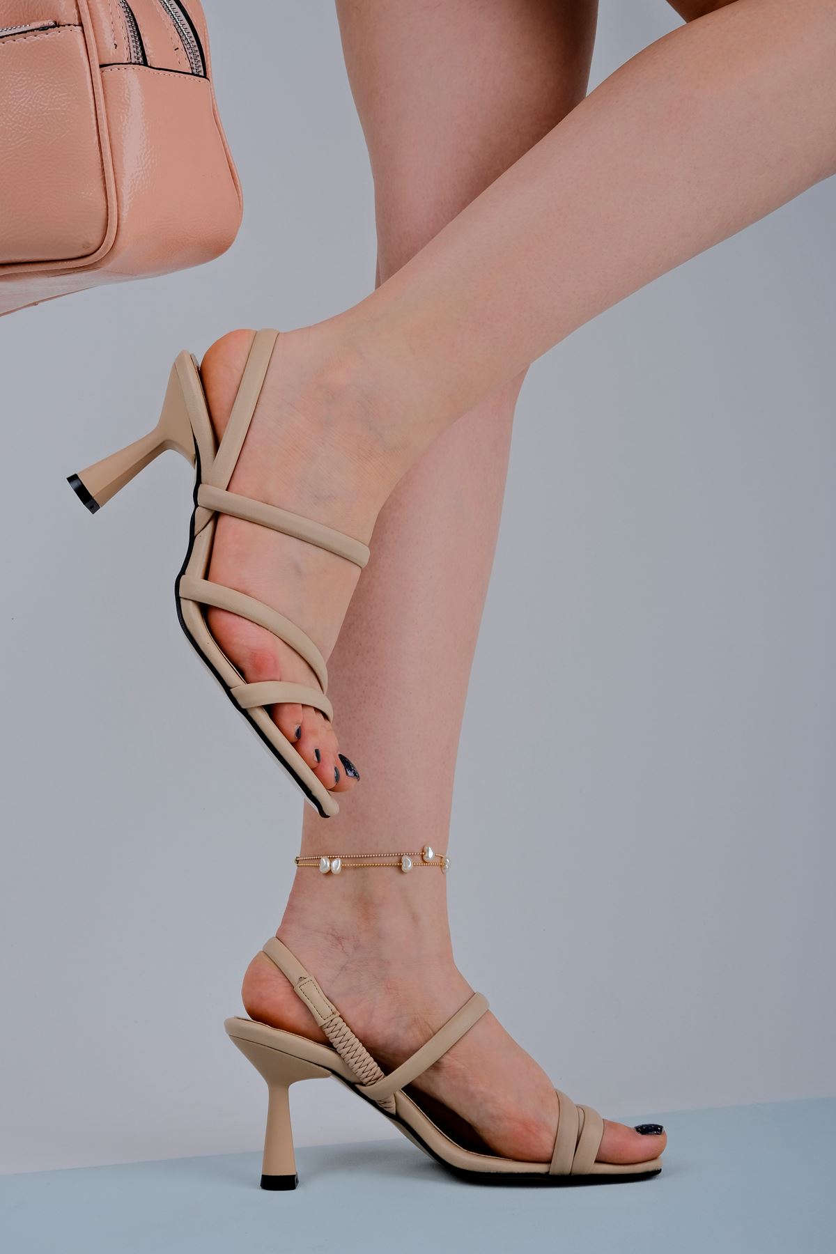 Parilla Kadın Topuklu Ayakkabı Bantlı-Nude