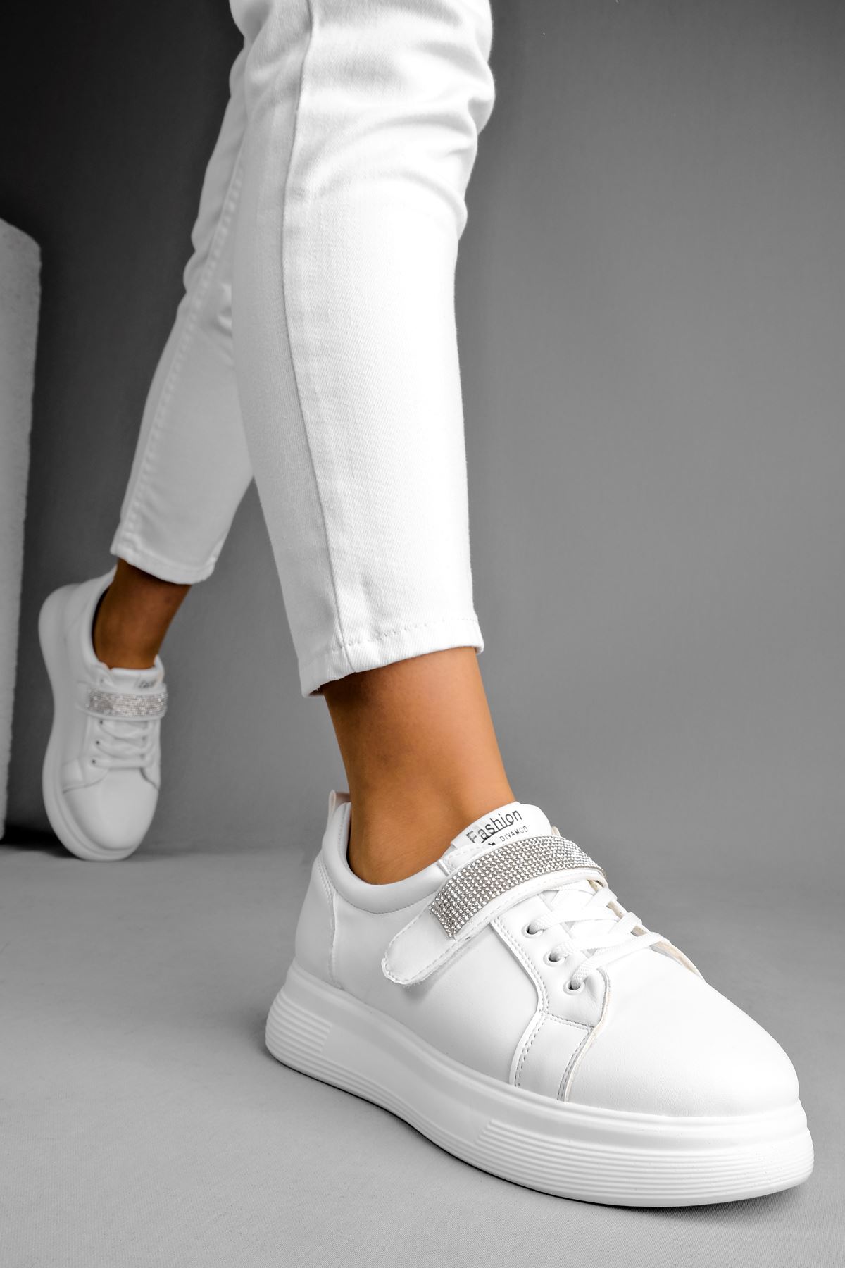 Mila Kadın Spor Ayakkabı Bant Taşlı-beyaz