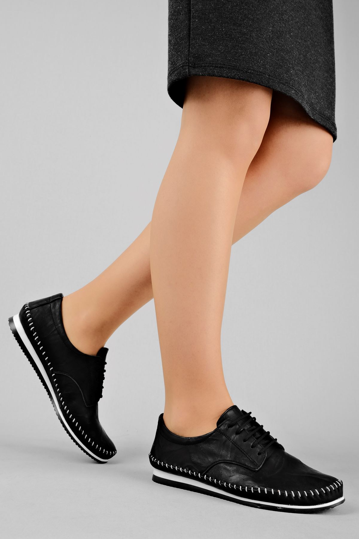 Nova Hakiki Deri Kadın Ayakkabı Dikiş Detaylı-siyah