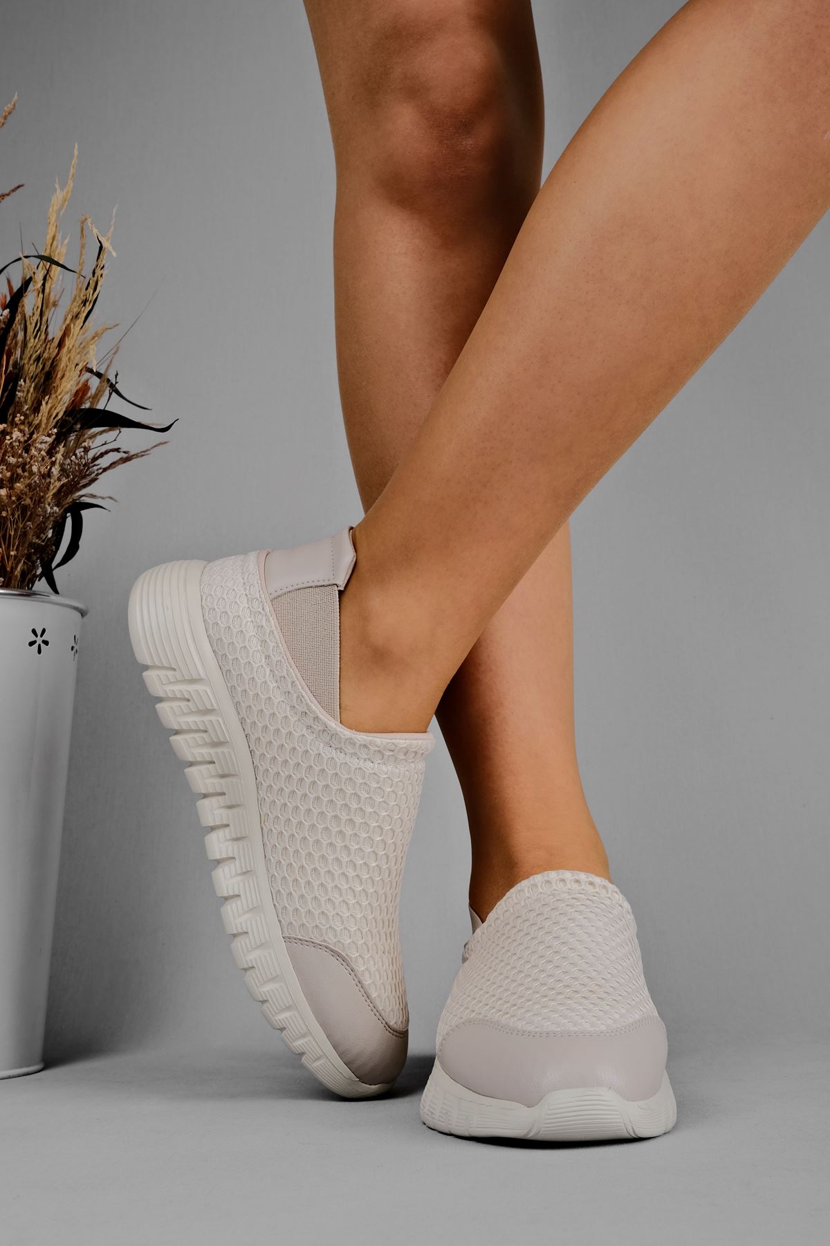 Olle Kadın Spor Ayakkabı Yumuşak-Petek Desenli-Krem