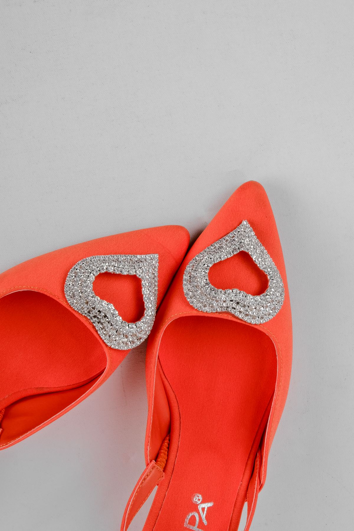Danny Kadın Kalp Taşlı Topuklu Ayakkabı-turuncu