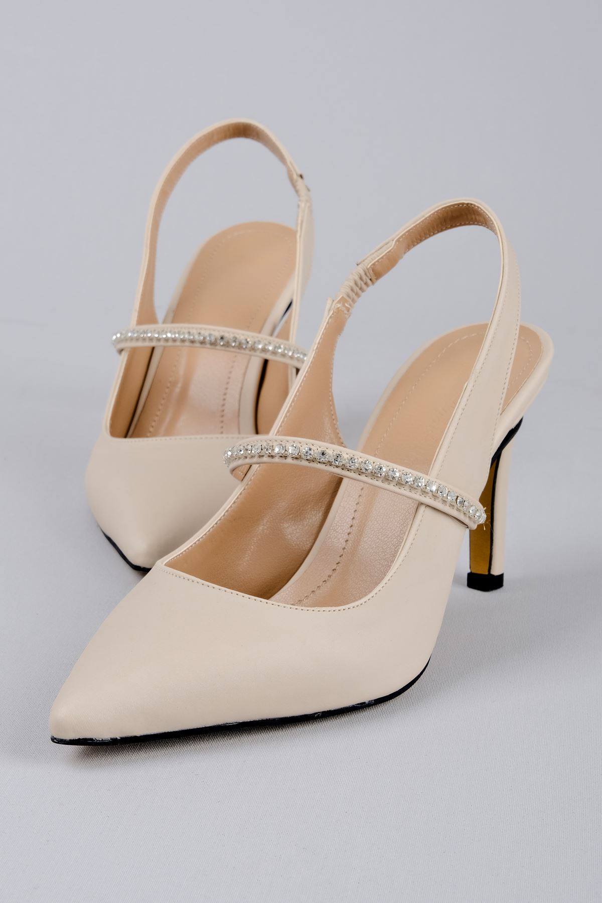 Leroy Kadın Taşlı Topuklu Ayakkabı-Krem