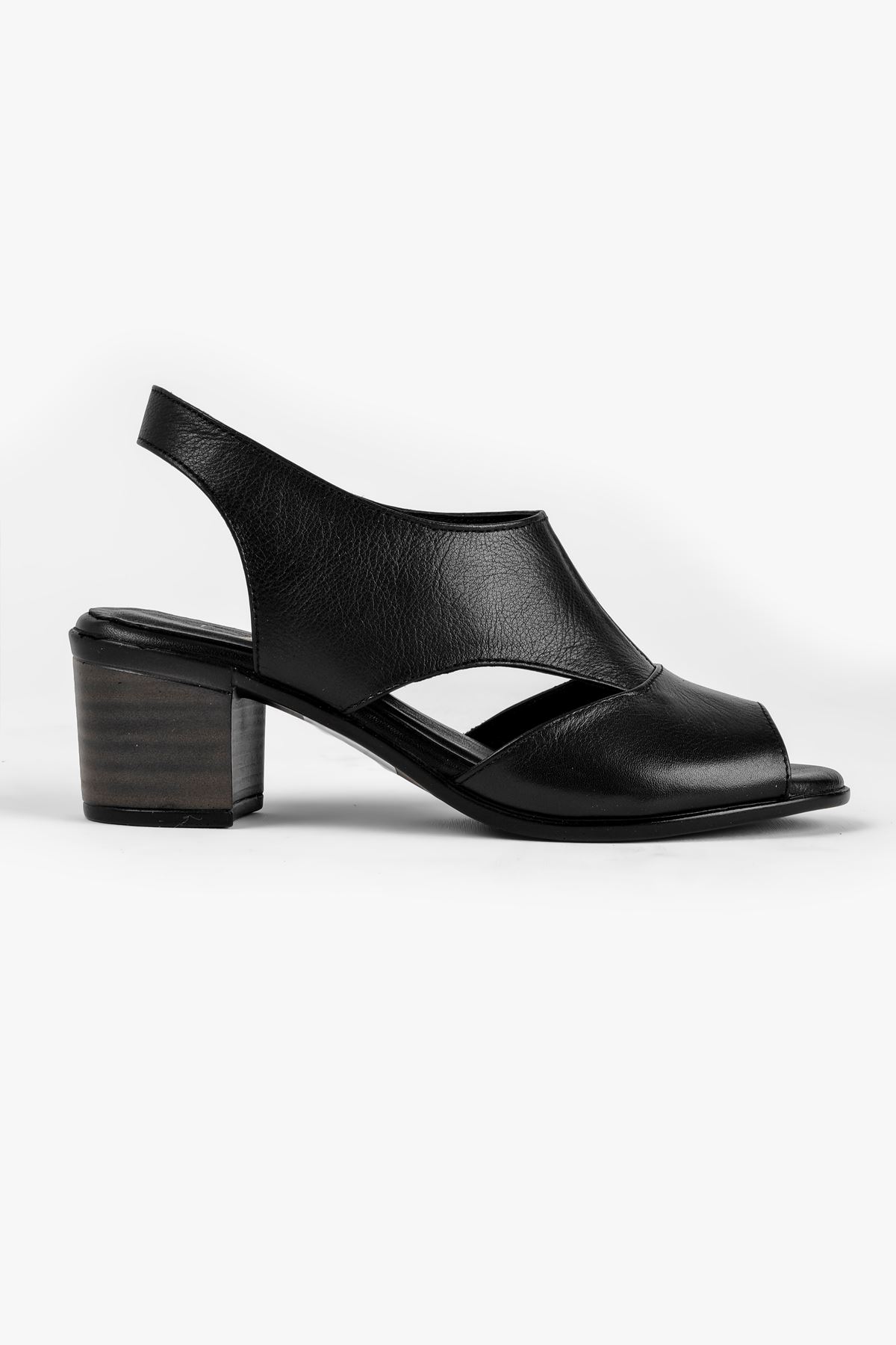 Breda Kadın Hakiki Deri Topuklu Ayakkabı-siyah