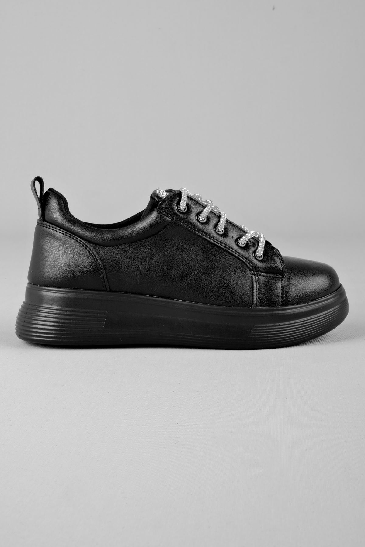 Gemma Kadın Taş Detaylı Spor Ayakkabısı-siyah