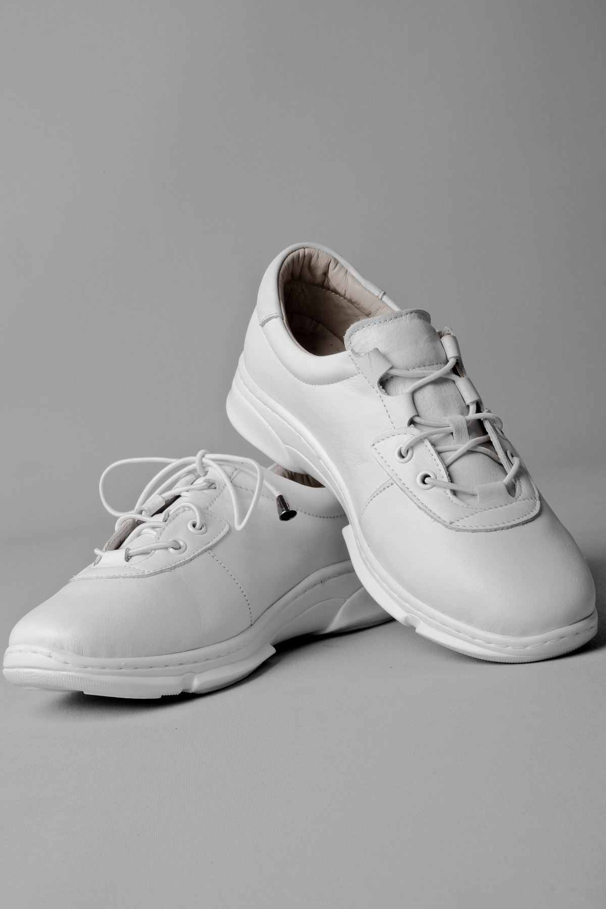 Milos Kadın Hakiki Deri Günlük Spor Ayakkabı-beyaz