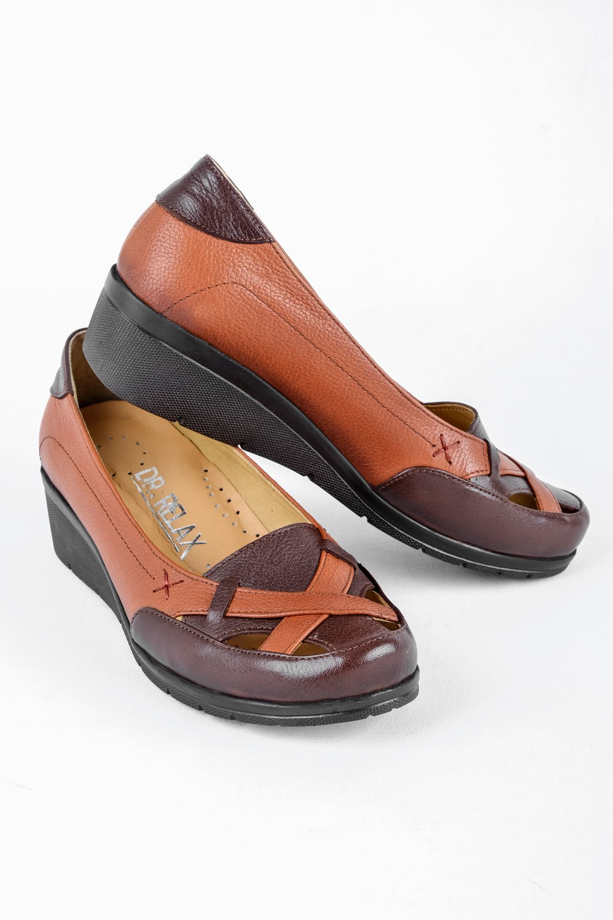 Dahlia Kadın Ayakkabı Delik Detaylı-Taba