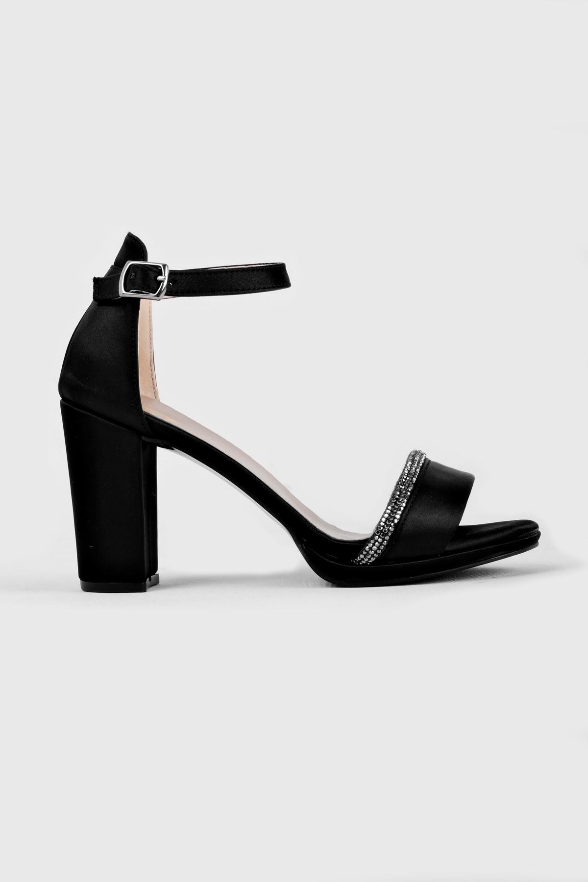 Esta Kadın Tek Bantlı Saten Taş Detaylı Topuklu Ayakkabı-siyah