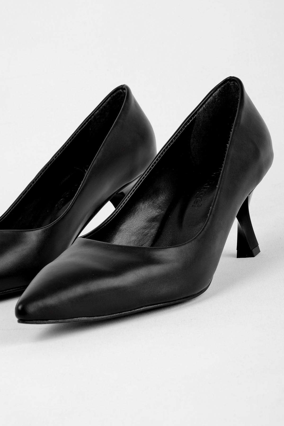 Norma Kadın Topuklu Ayakkabı-siyah