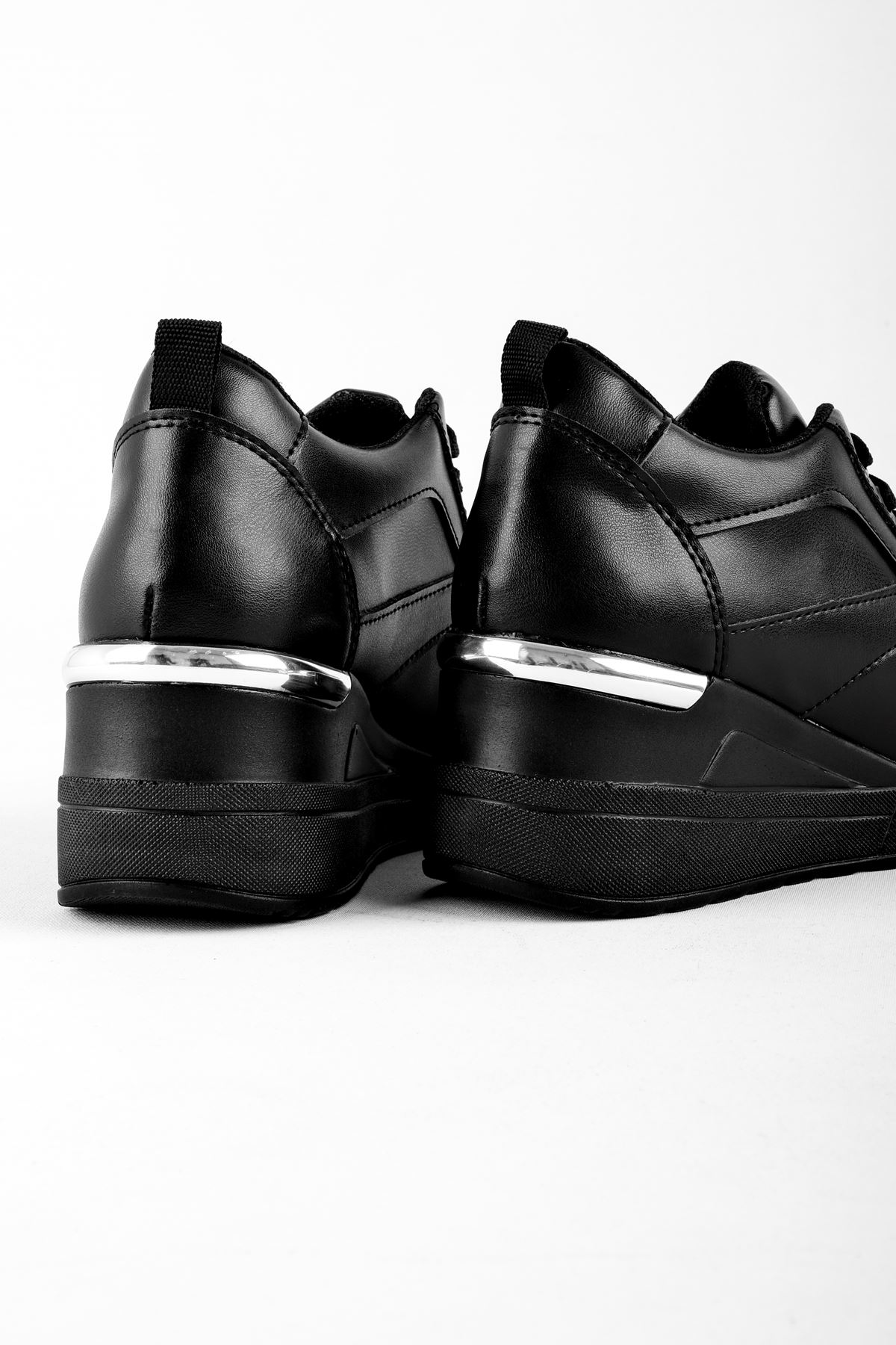 Oliver Kadın Gizli Dolgu Topuk Spor Ayakkabı-siyah