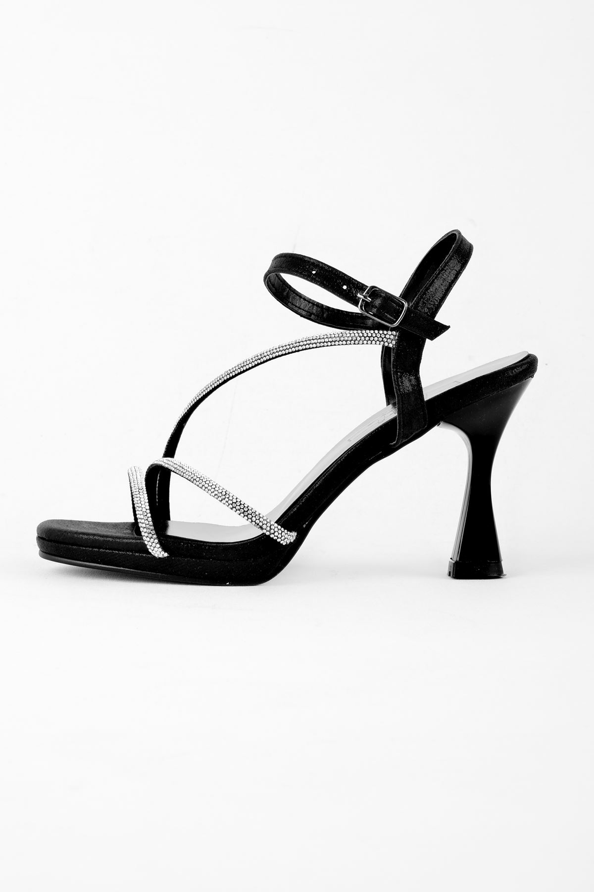 Mosera Kadın Topuklu Ayakkabı Taşlı Çapraz Bantlı Platform Detaylı-siyah