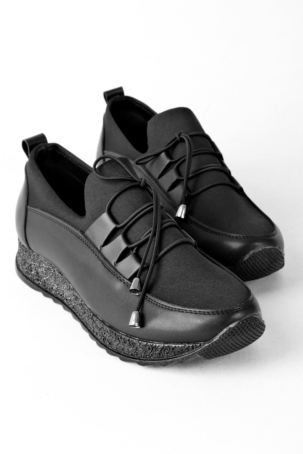 Castor Kadın Günlük Ayakkabı Bağcıklı-siyah
