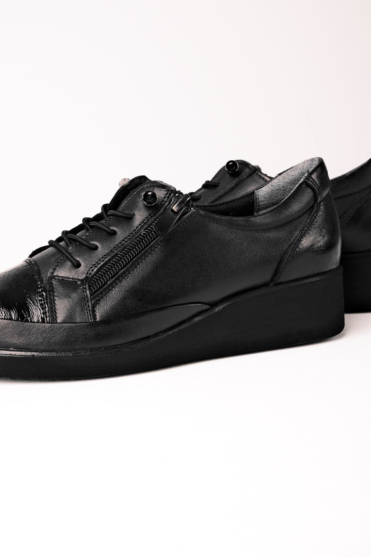 Ellery Kadın Hakiki Deri Kroko Ve Bağcık Detaylı Günlük Ayakkabı-siyah