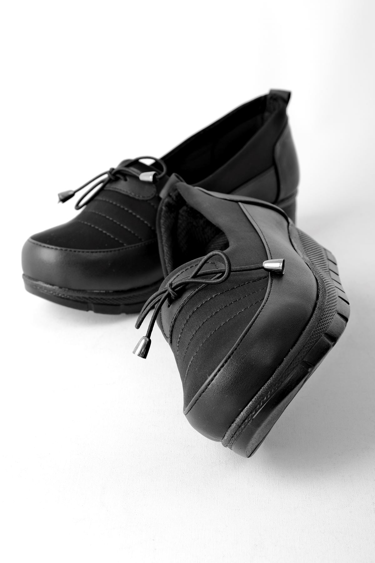 Fulya Kadın Bağcık Detaylı Günlük Ayakkabı-siyah