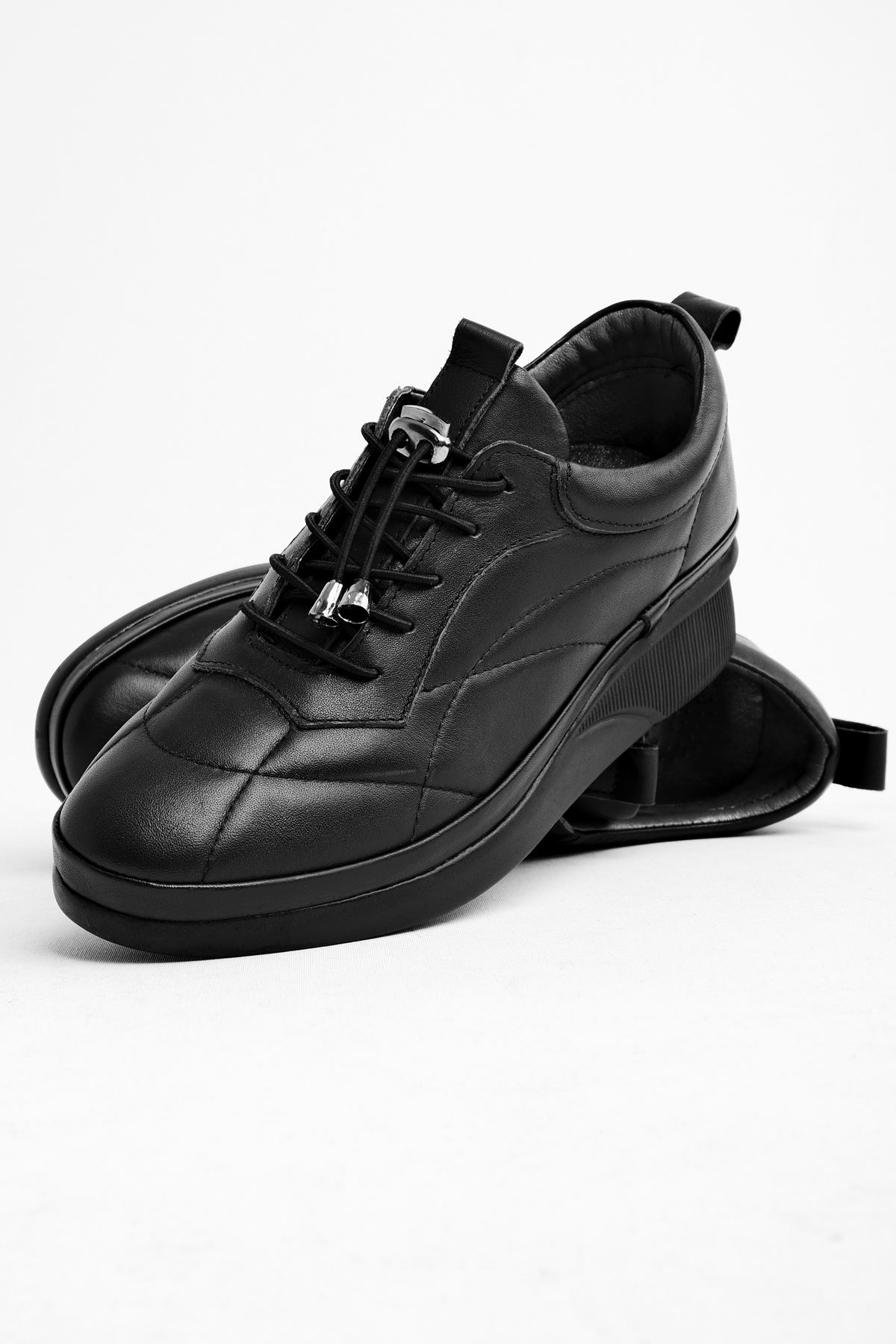 Allan KAdın Hakiki Deri Dikiş Detaylı Detaylı Spor Ayakkabı-siyah