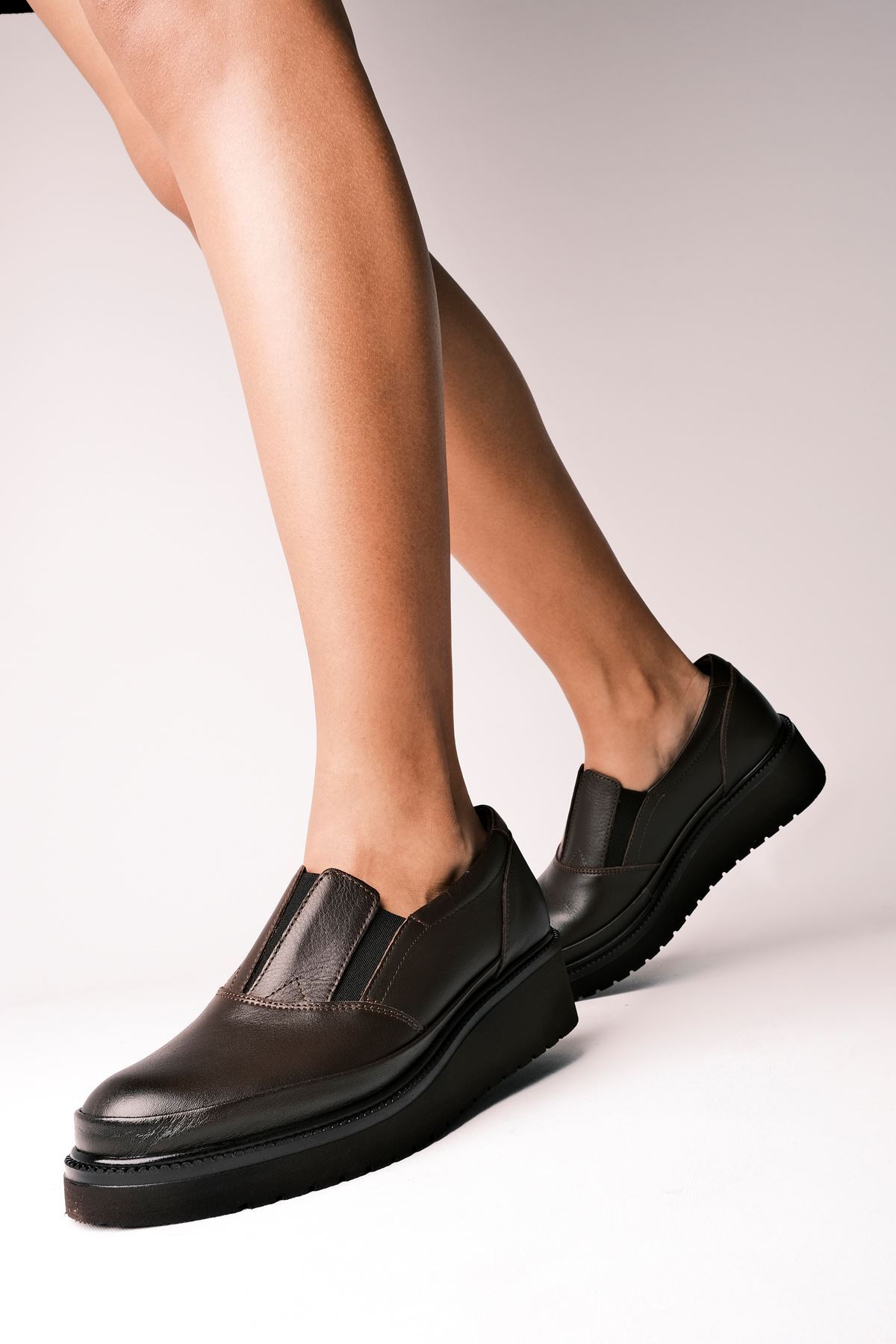 Brıd Kadın Hakiki Deri Lastik Detaylı Günlük Ayakkabı-Kahverengi