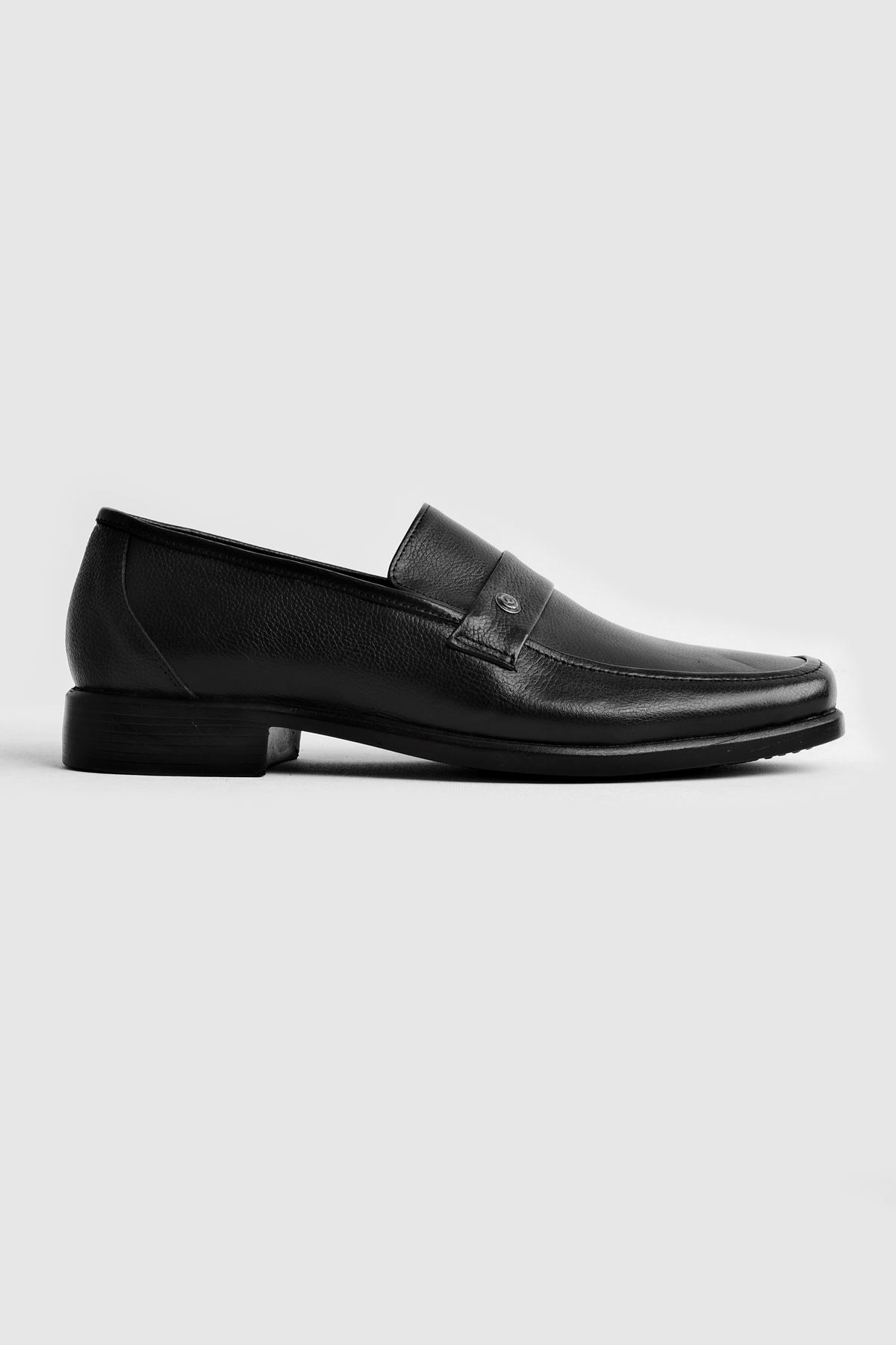 Matthew Erkek Hakiki Deri Klasik Ayakkabı Metal detay-siyah