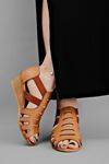 Kleos Kadın Hakiki Deri Sandalet Lastik Detaylı-Taba